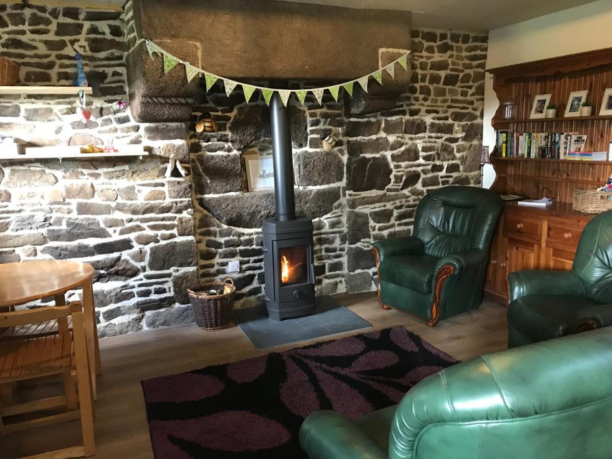Ferme De Noyes Cottage Sourdeval Екстериор снимка